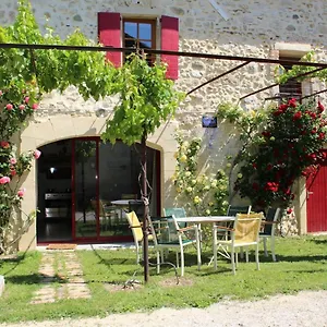  Hébergement de vacances Chez Germaine
